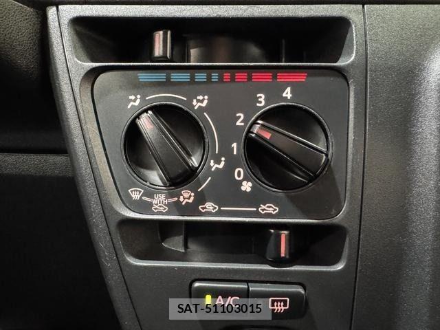 Daihatsu HIJET CARGO 2021-05 7251001-18