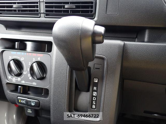 Daihatsu HIJET CARGO 2022-12 7250999-7