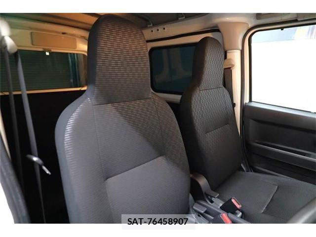 Daihatsu HIJET CARGO 2022-10 7251000-17