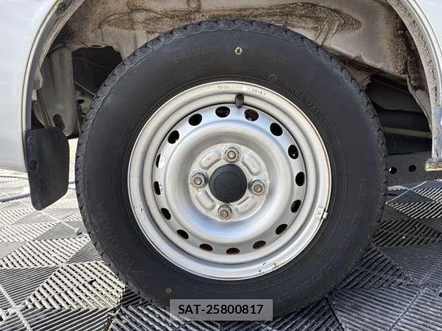 Daihatsu HIJET CARGO 2016-02 7251002-11