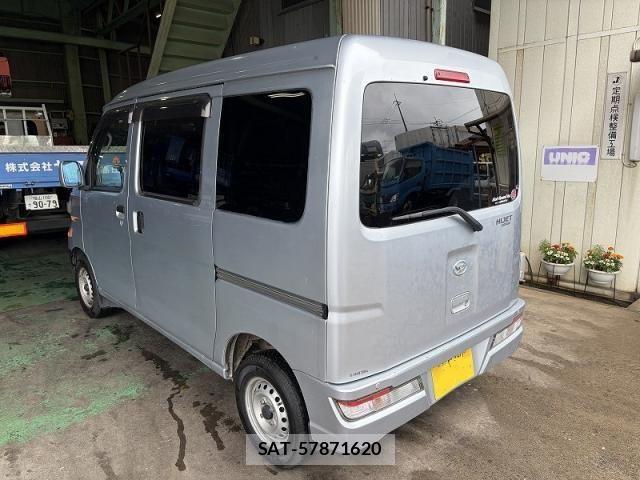 Daihatsu HIJET CARGO 2018-11 7272003-6