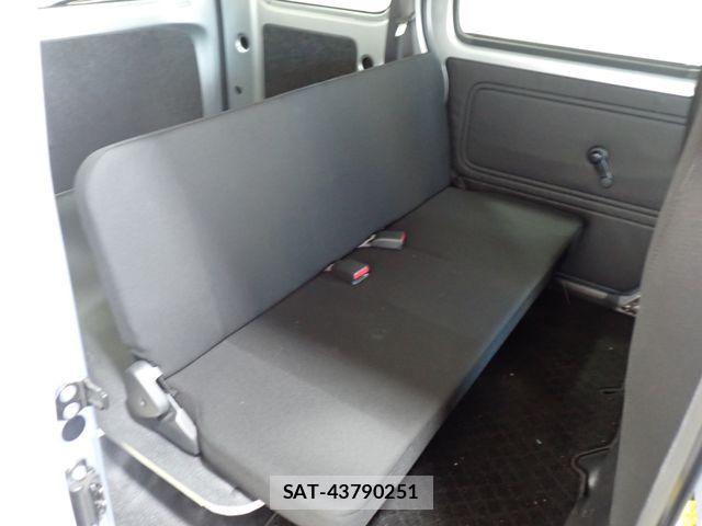 Daihatsu HIJET CARGO 2019-06 7272007-20