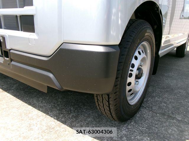 Daihatsu HIJET CARGO 2026-04 7272008-16
