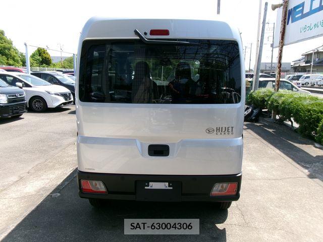 Daihatsu HIJET CARGO 2026-04 7272008-5