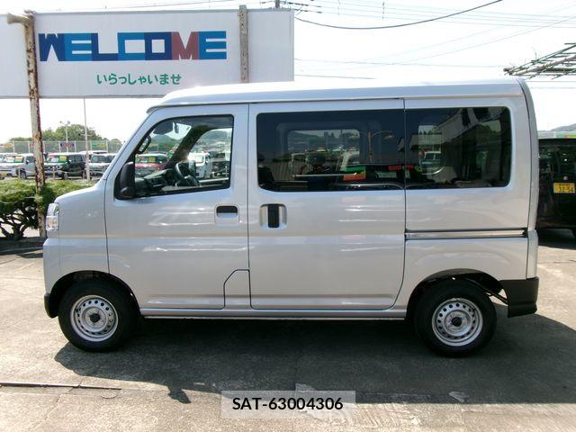 Daihatsu HIJET CARGO 2026-04 7272008-7
