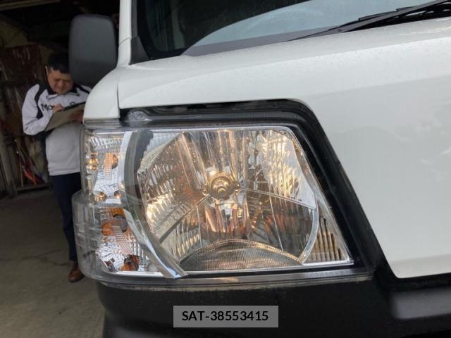 Daihatsu HIJET CARGO 2024-12 7272005-3