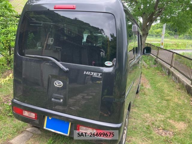 Daihatsu HIJET CARGO 2011-06 7327433-6