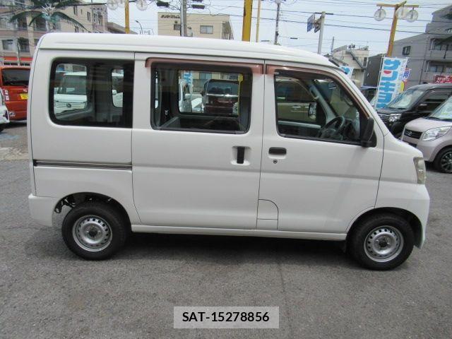 Daihatsu HIJET CARGO 2017-11 7327428-3