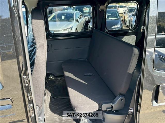 Daihatsu HIJET CARGO 2025-12 7327421-3
