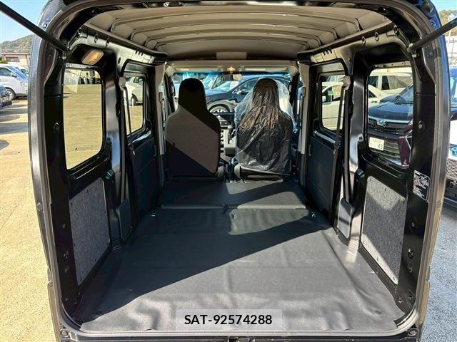 Daihatsu HIJET CARGO 2025-12 7327421-5