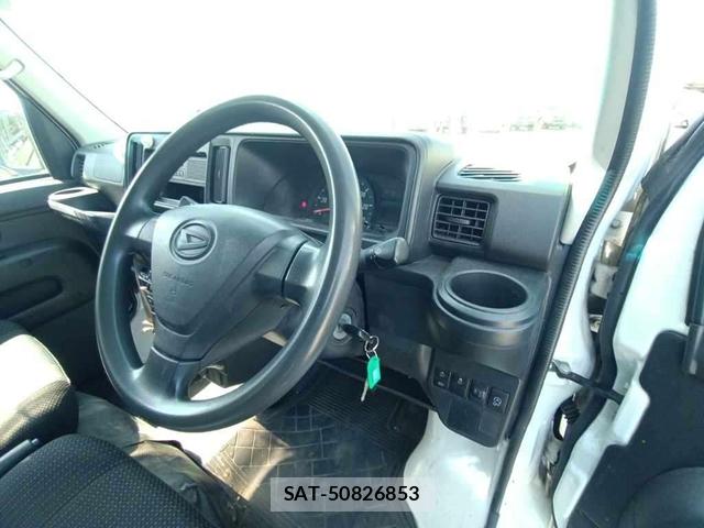 Daihatsu HIJET CARGO 2020 7335619-8