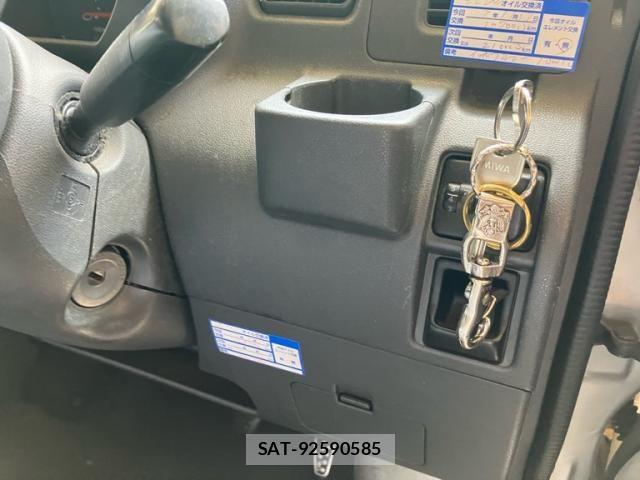 Daihatsu HIJET CARGO 2007-03 7327430-16