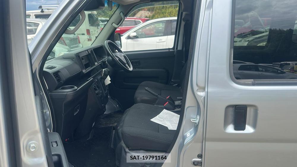 Daihatsu HIJET CARGO 2019 6233781-10