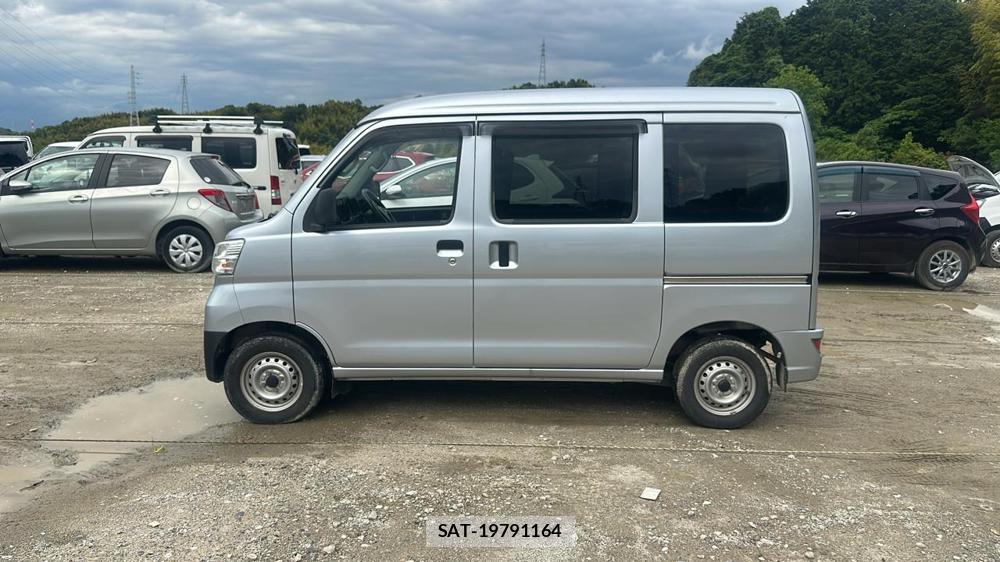 Daihatsu HIJET CARGO 2019 6233781-1