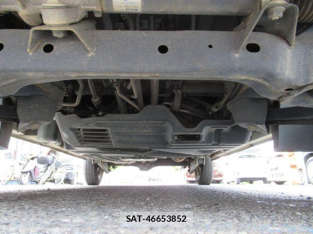 Daihatsu HIJET CARGO 2017-11 7327432-10