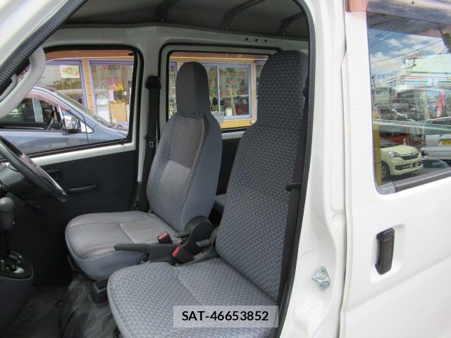 Daihatsu HIJET CARGO 2017-11 7327432-14