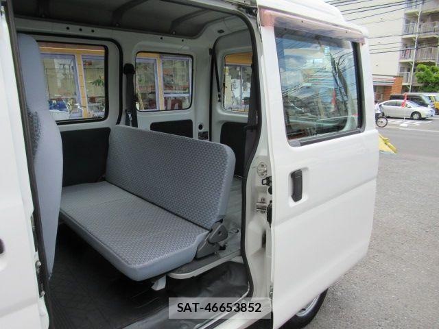 Daihatsu HIJET CARGO 2017-11 7327432-16
