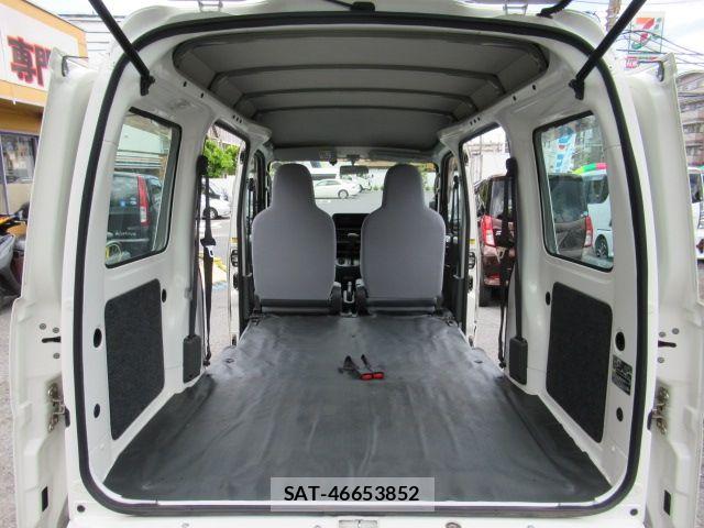 Daihatsu HIJET CARGO 2017-11 7327432-18