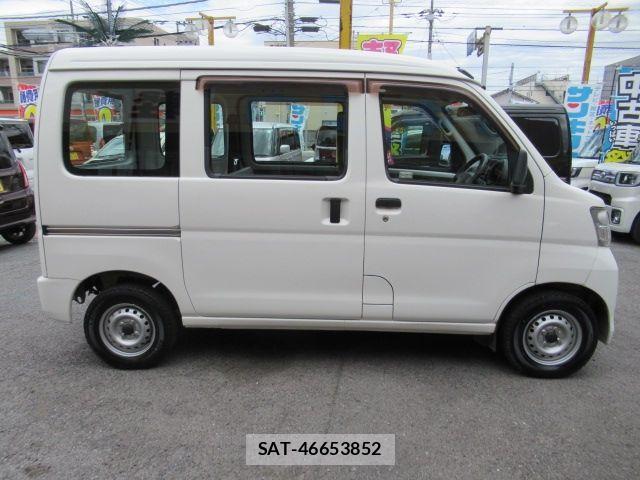 Daihatsu HIJET CARGO 2017-11 7327432-3