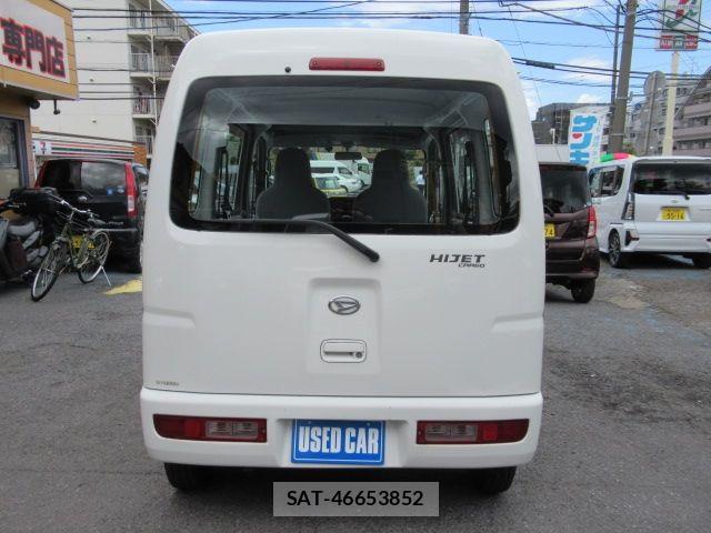 Daihatsu HIJET CARGO 2017-11 7327432-6