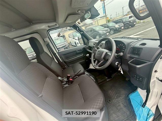 Daihatsu HIJET CARGO 2023-09 7358036-15