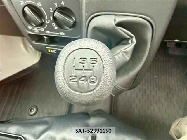 Daihatsu HIJET CARGO 2023-09 7358036-8
