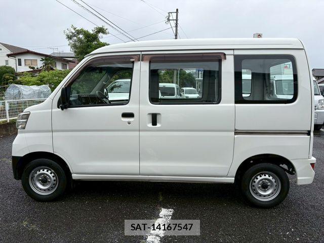 Daihatsu HIJET CARGO 2020-05 7358045-8