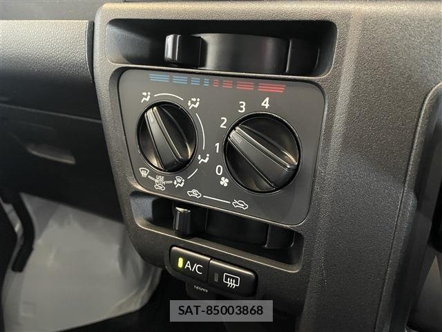 Daihatsu HIJET CARGO 2024-03 7358040-18