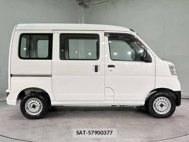 Daihatsu HIJET CARGO 2019-07 7358037-3