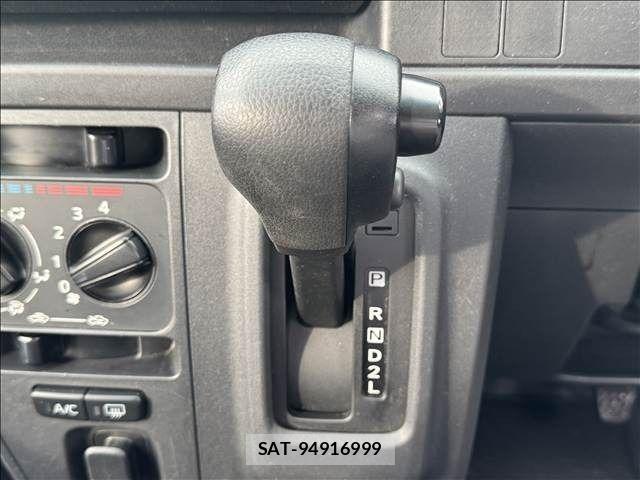 Daihatsu HIJET CARGO 2018-05 7358038-20