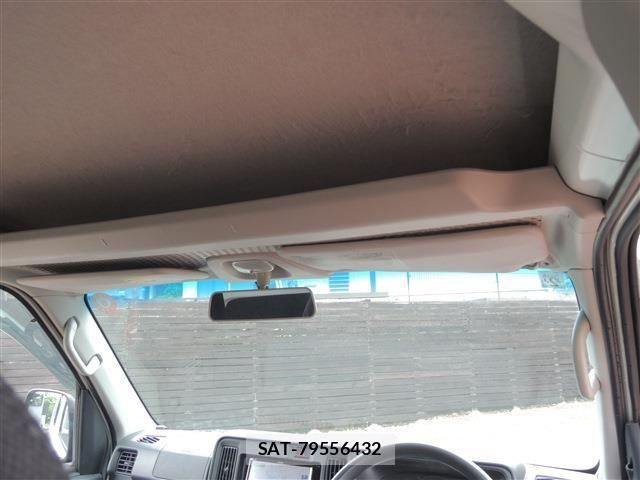 Daihatsu HIJET CARGO 2020-02 7392340-21