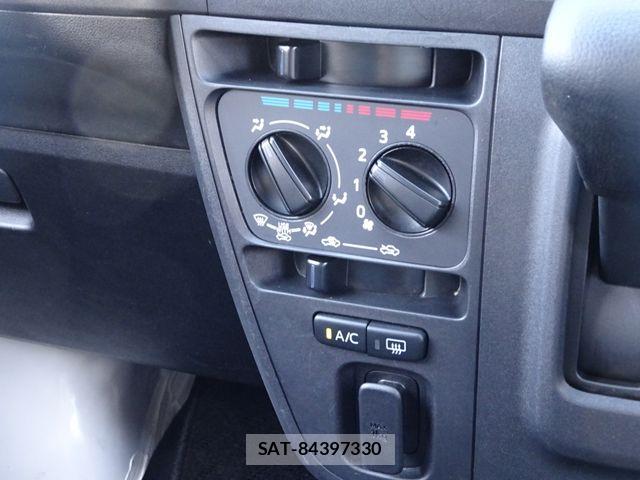 Daihatsu HIJET CARGO 2022-04 7392335-11
