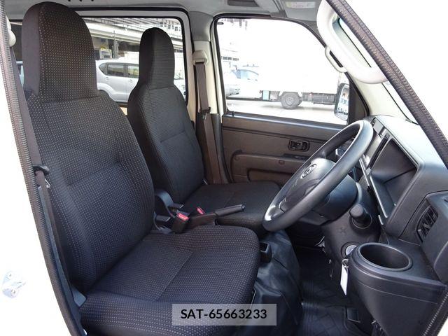 Daihatsu HIJET CARGO 2021-04 7391310-10
