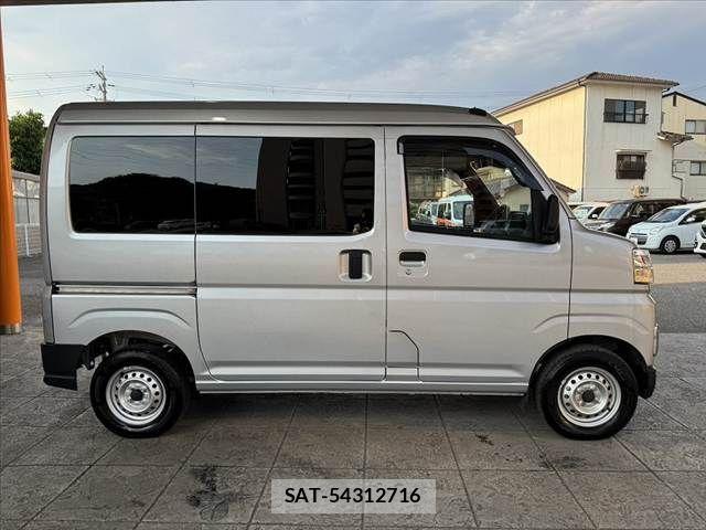 Daihatsu HIJET CARGO 2025-05 7454710-10