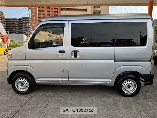 Daihatsu HIJET CARGO 2025-05 7454710-11