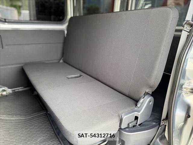 Daihatsu HIJET CARGO 2025-05 7454710-24