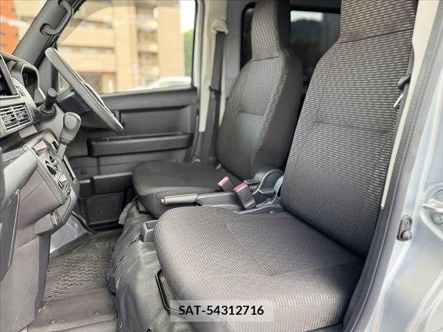 Daihatsu HIJET CARGO 2025-05 7454710-25