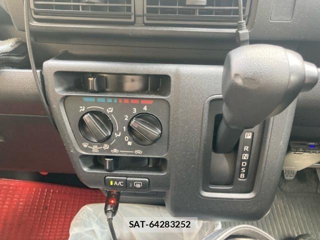 Daihatsu HIJET CARGO 2024-05 7454709-15