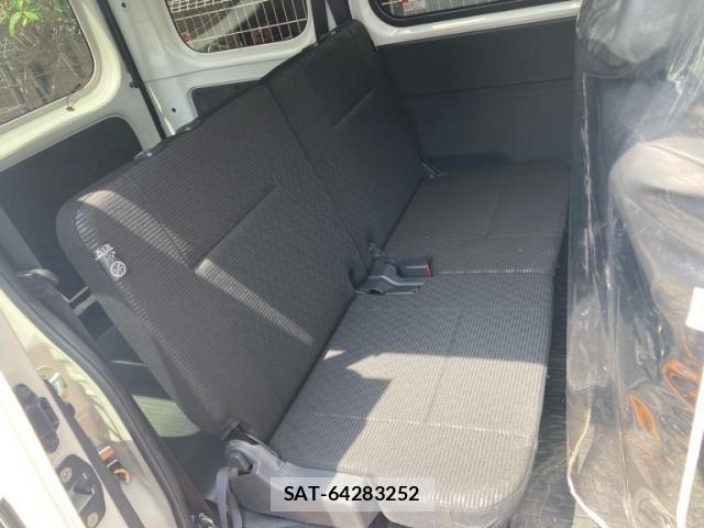 Daihatsu HIJET CARGO 2024-05 7454709-6