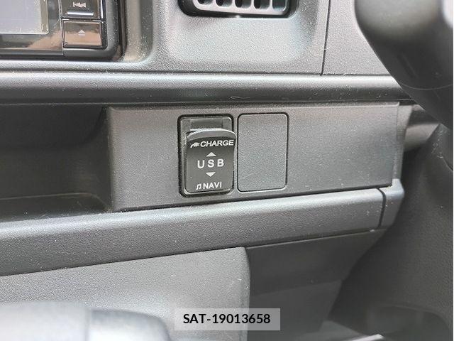 Daihatsu HIJET CARGO 2018-11 7454714-18