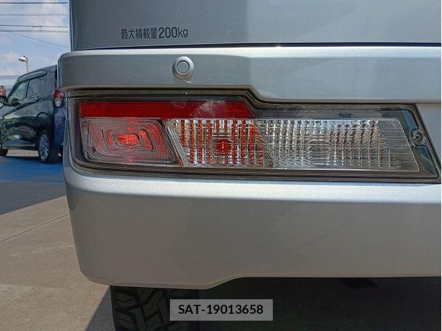 Daihatsu HIJET CARGO 2018-11 7454714-26