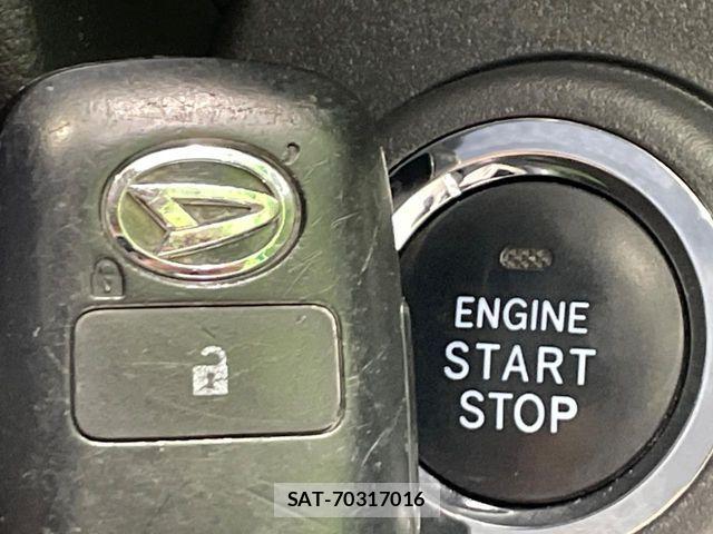 Daihatsu HIJET CARGO 2022-12 7454713-6