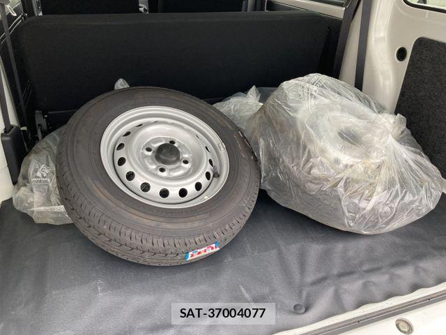 Daihatsu HIJET CARGO 2018-08 7454717-29