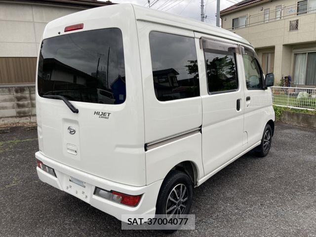 Daihatsu HIJET CARGO 2018-08 7454717-4