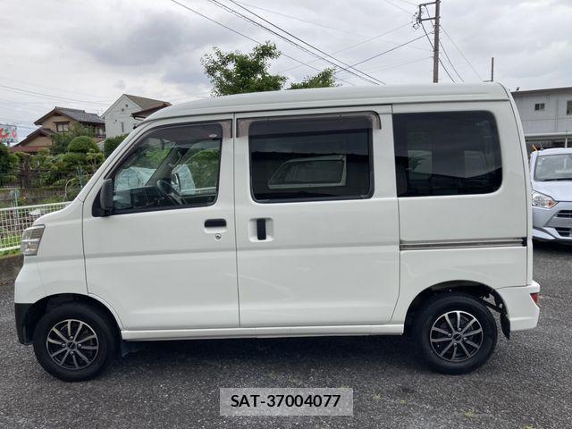 Daihatsu HIJET CARGO 2018-08 7454717-7