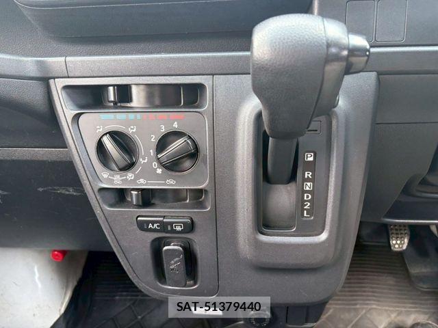 Daihatsu HIJET CARGO 2019-08 7454719-18