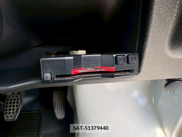 Daihatsu HIJET CARGO 2019-08 7454719-20