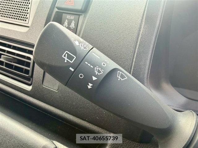 Daihatsu HIJET CARGO 2023-06 7508794-8