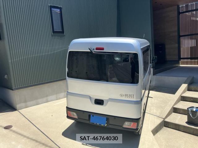 Daihatsu HIJET CARGO 2026-04 7500848-6