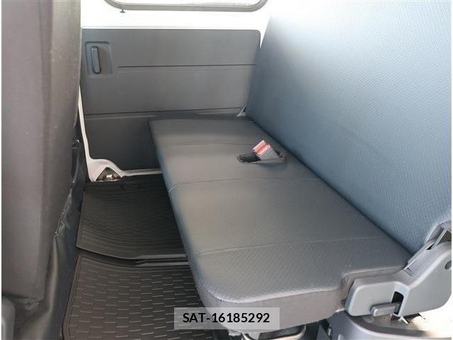 Daihatsu HIJET CARGO 2026-01 7500851-12